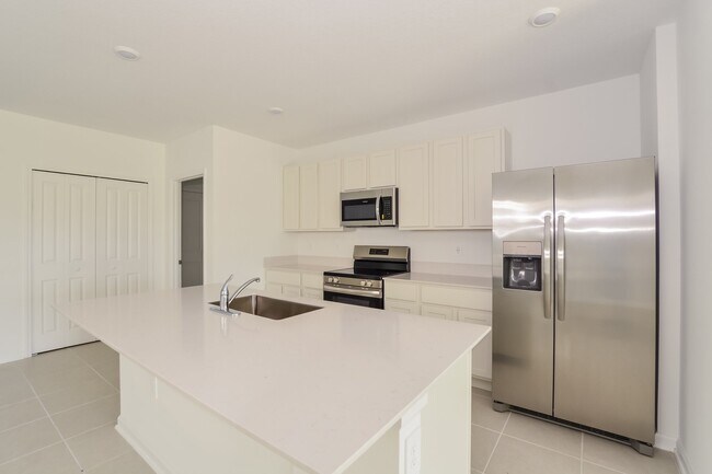 Foto del edificio - 4409 River Beacon Blvd