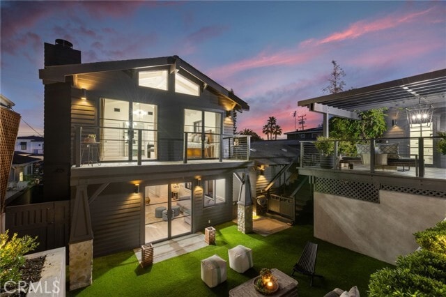 Building Photo - 1012 10th St