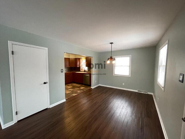 Building Photo - 6805 Jackson Ave