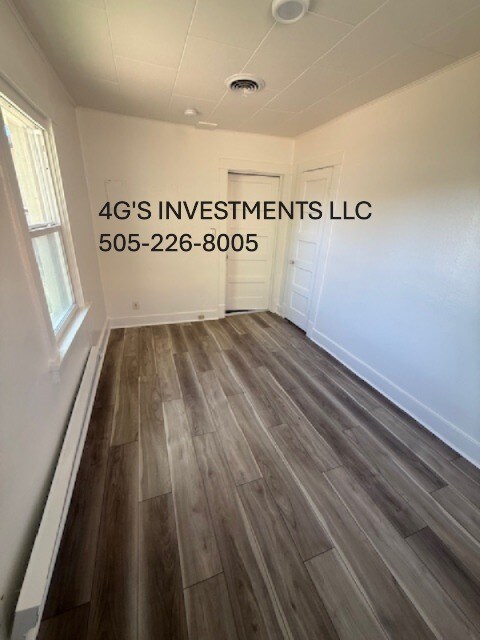 Building Photo - 312 N Court Ave