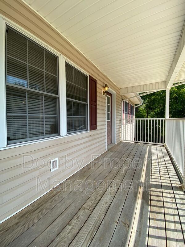 Building Photo - 6721 Bradley Ln