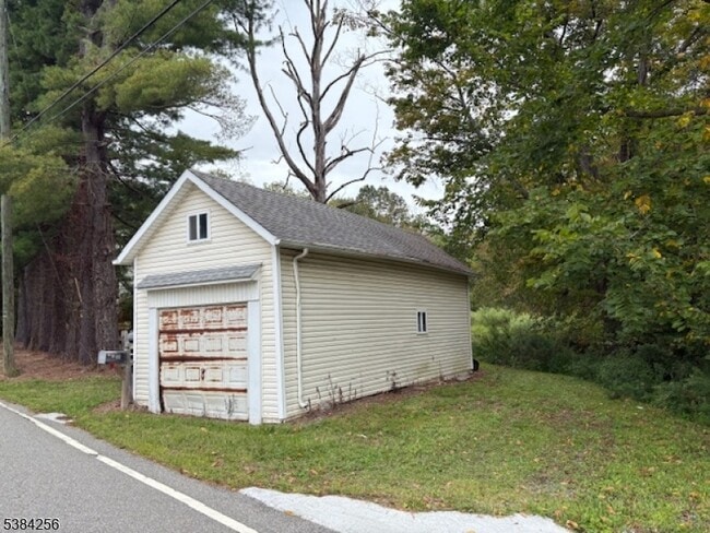 Building Photo - 78 Mountain Lake Rd