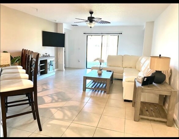 Foto del edificio - 6923 Crested Orchid Dr