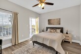 Foto principal - 9309 Belfast St