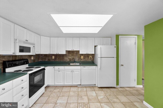 Foto del edificio - 13003 Marquette Ln