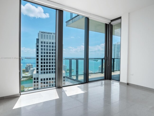 Foto del edificio - 68 SE 6th St