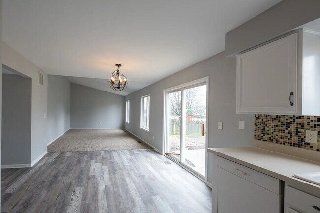 Foto del edificio - 21420 Georgetown Dr