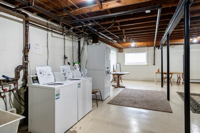 Laundry Room - Village Manor of Brooklyn