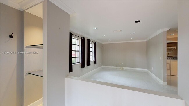Foto del edificio - 11212 SW 132nd Ct W