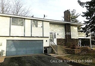 Building Photo - 10425 Decatur Cir