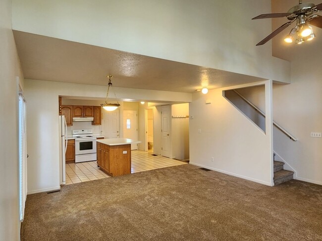 Building Photo - 129 W 100 N