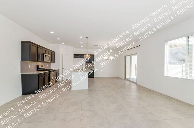 Building Photo - 7433 Via Casa Elegante