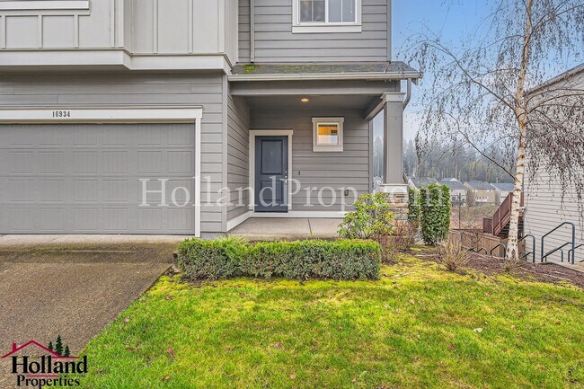 Foto del edificio - *** SUPER PRICE !!! *** Amazing 5 Beds 4 B...