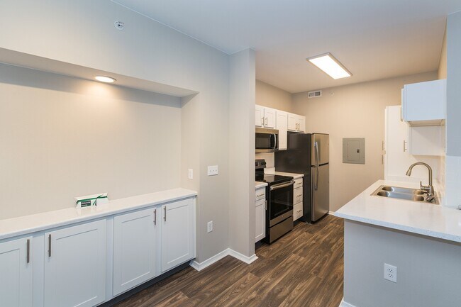 Building Photo - RidgePointe at Gleneagle