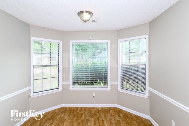 Foto del edificio - 7549 Burnstown Ln