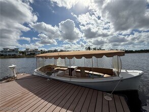 Building Photo - 7255 Saona CT