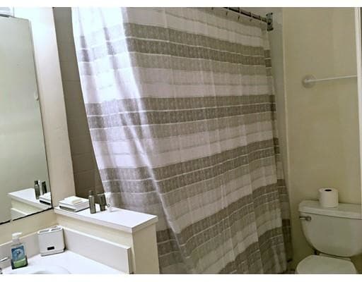 Building Photo - 57 Webster St