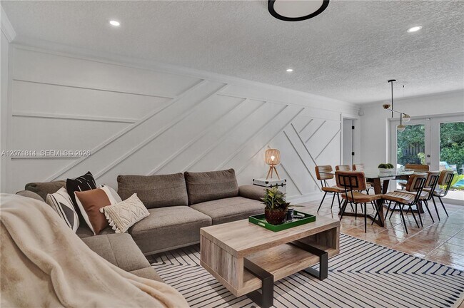 Foto del edificio - 6421 NE 22nd Ave