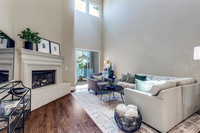 Foto del edificio - 14725 Stanford Ct