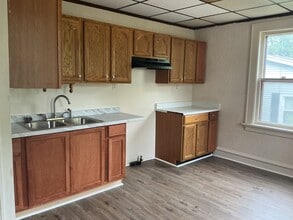 Building Photo - 5033 N 49th St