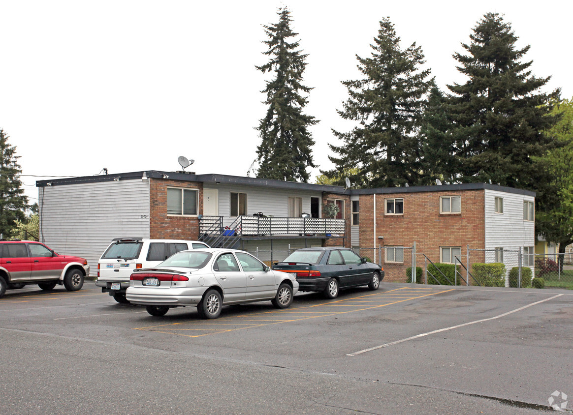 Building Photo - Angle Crest Apartments