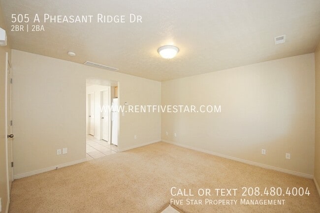 Building Photo - 505 Pheasant Ridge Dr