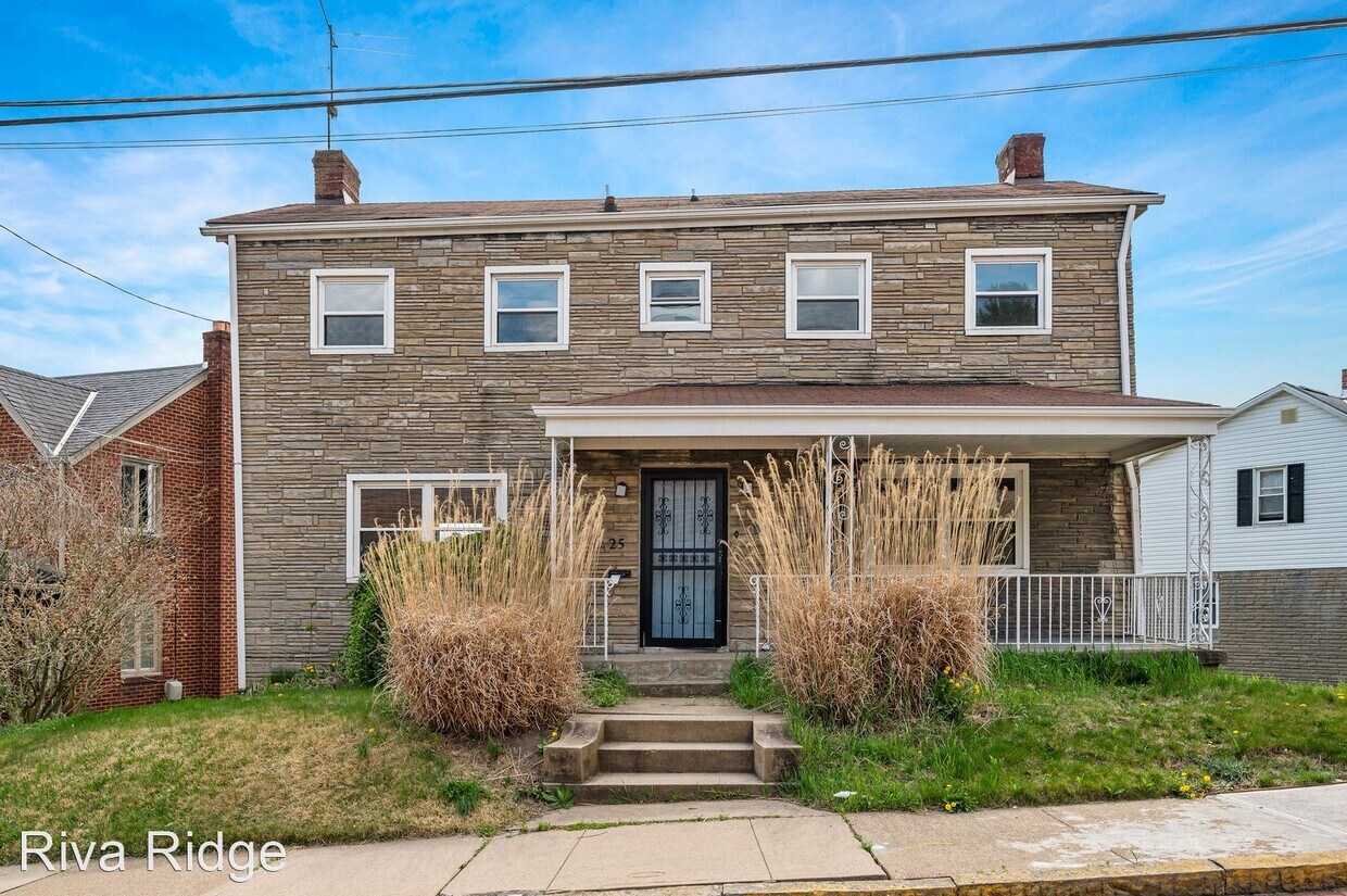 3 br, 2.5 bath House 25 Owendale Avenue House Rental in Pittsburgh