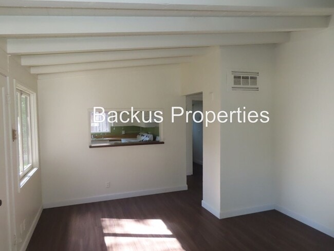 Building Photo - Two Bedroom Home in Beautiful Pacific Grove
