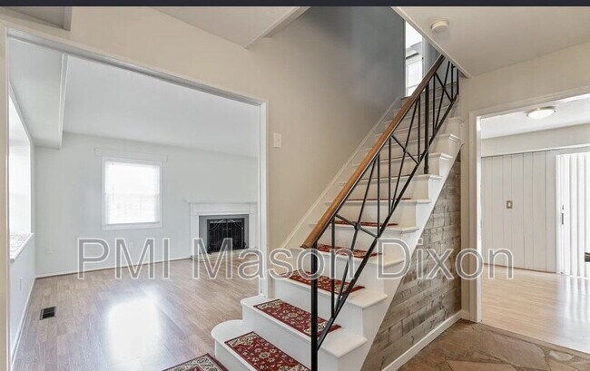 Foto del edificio - 12718 Haskell Ln