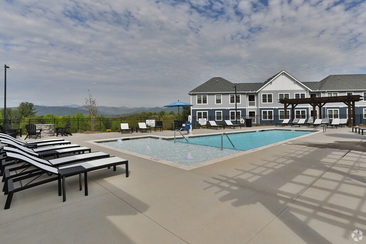 Foto principal - Burton Hills