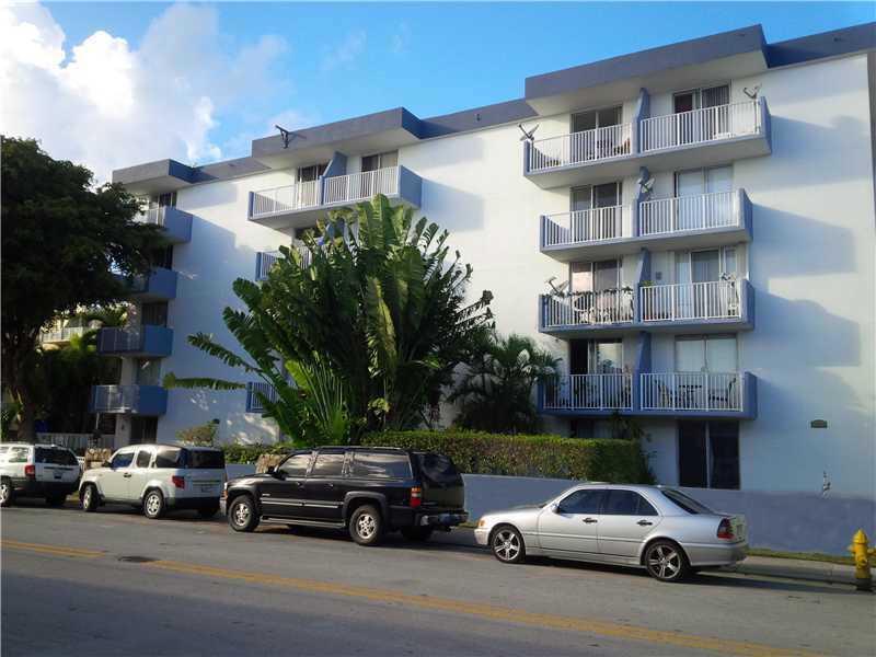 Primary Photo - 1801 S Treasure Dr