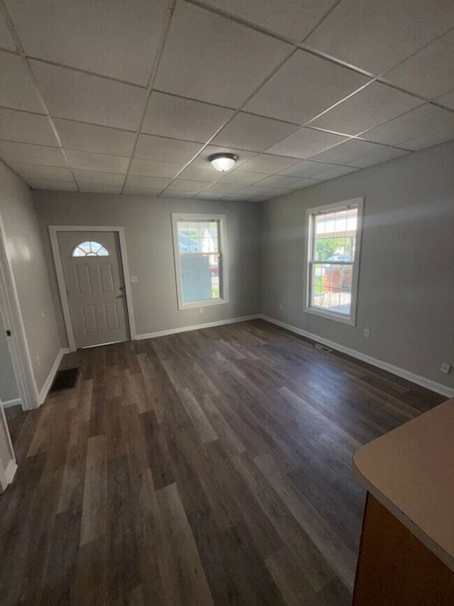 Foto del edificio - 726 Jackson Ave