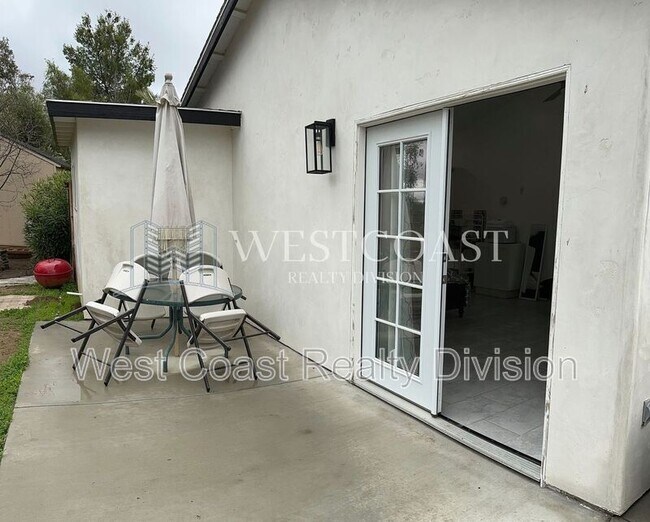 Foto del edificio - 35975 Glen Oaks Rd