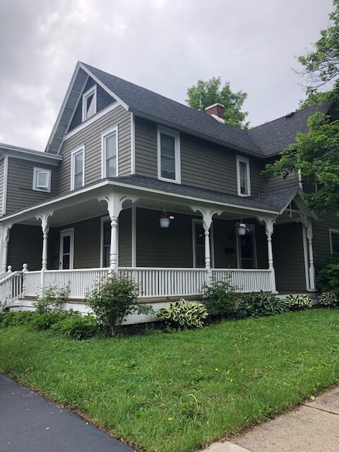 Primary Photo - 397 Castle Street