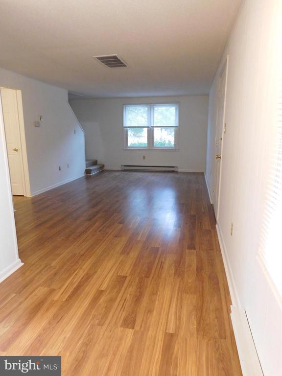 Foto del edificio - 809 Logan St