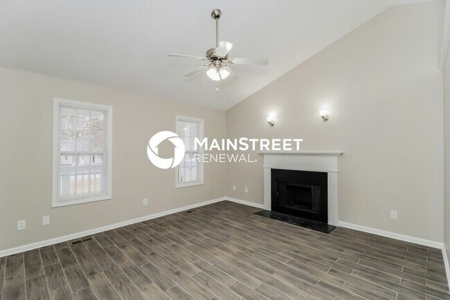 Building Photo - 4 Bedroom Pet-Friendly Home in Dallas, GA with Main Street Renewal
