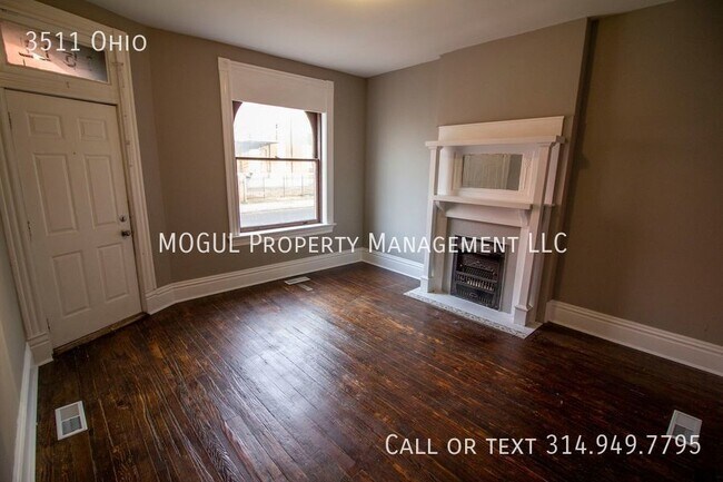 Building Photo - Sweet deal near Cherokee Street! ***FREE R...