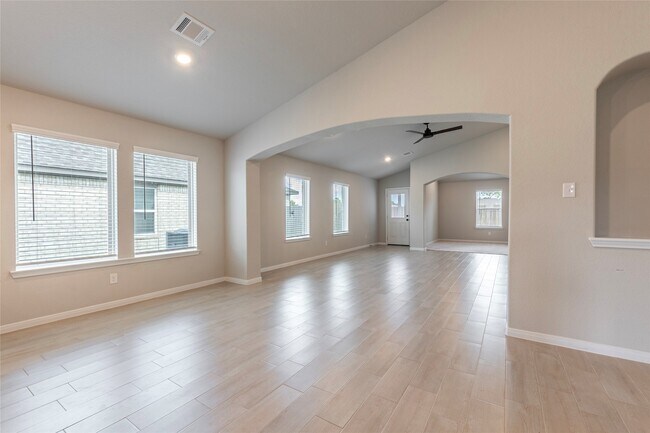 Foto del edificio - 250 Eagleville Dr