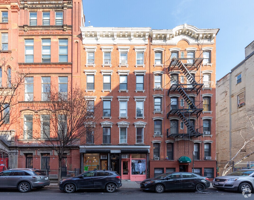 Exterior - 44 E 1st St