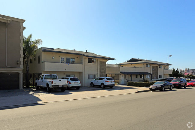 Building Photo - Felspar Cabanas Apartments