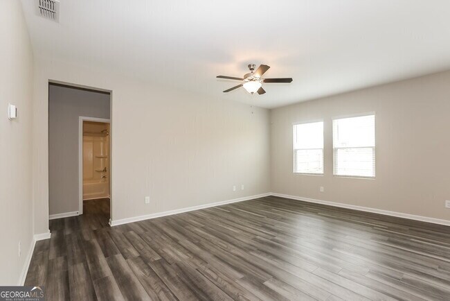 Building Photo - 4034 Kendrick Cir