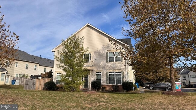 Building Photo - 110 Gate Stone Ln