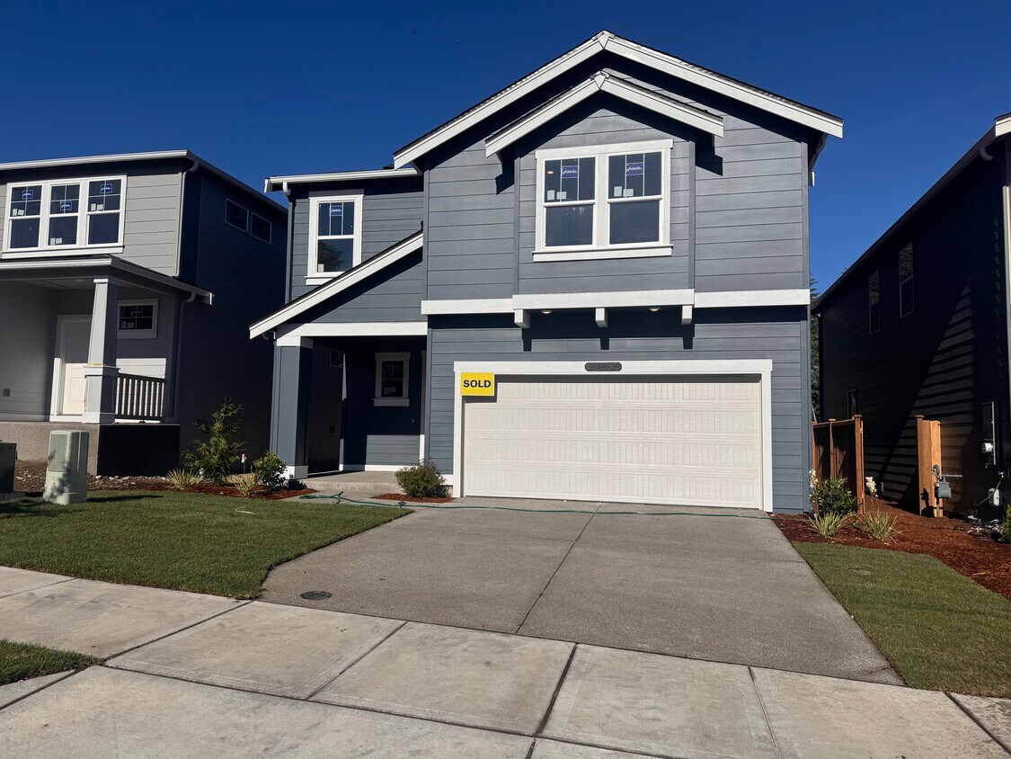 Foto principal - 2209 Trailside Dr NE