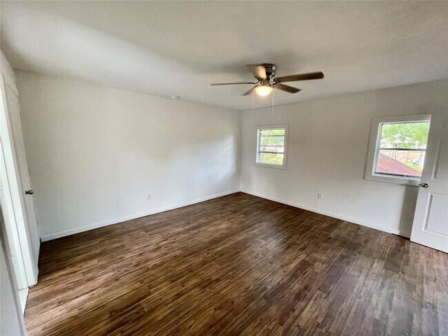 Building Photo - 4711 3rd St