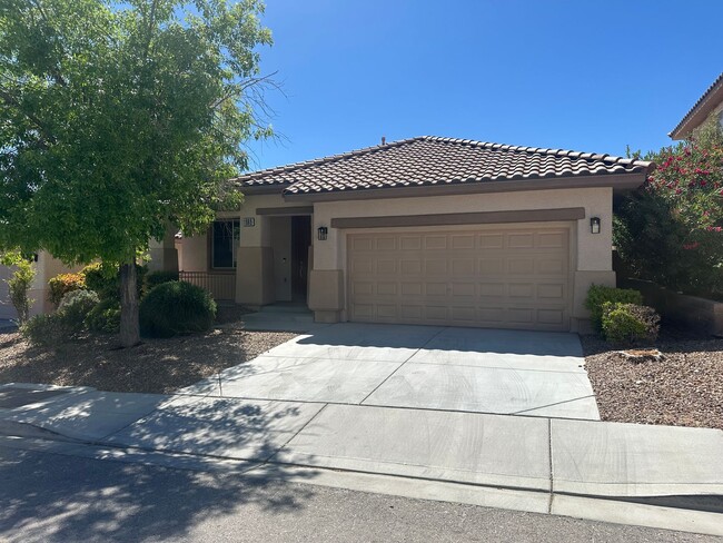 Building Photo - Granite Peaks At Summerlin