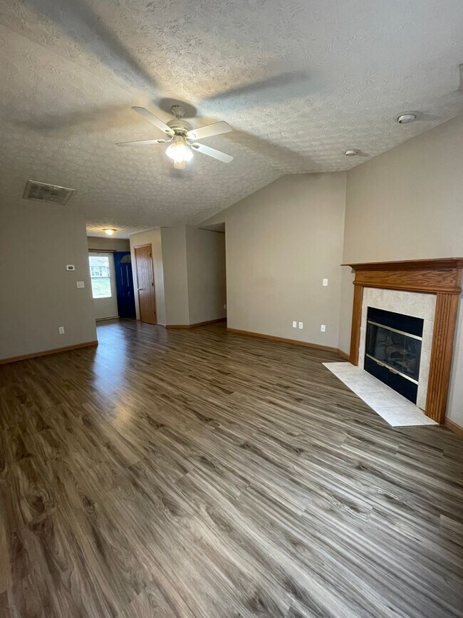 Foto del edificio - 3 Bedroom Home in West Lafayette