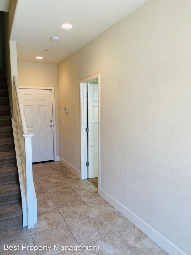 Building Photo - 4 br, 3 bath House - 6535 Tralee Village Dr
