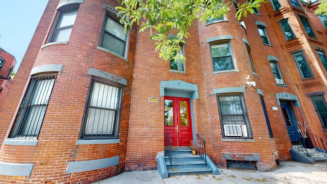 Building Photo - 88 Hammond St