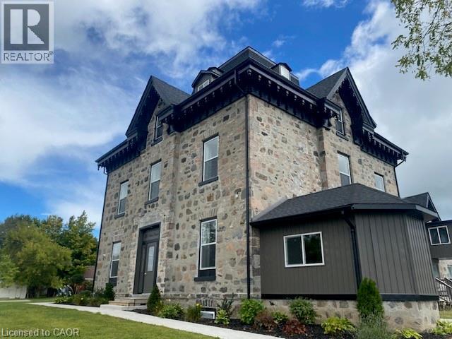 Building Photo - 59 Main St N