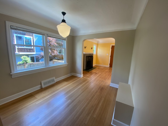 Building Photo - 850 NE 91st St